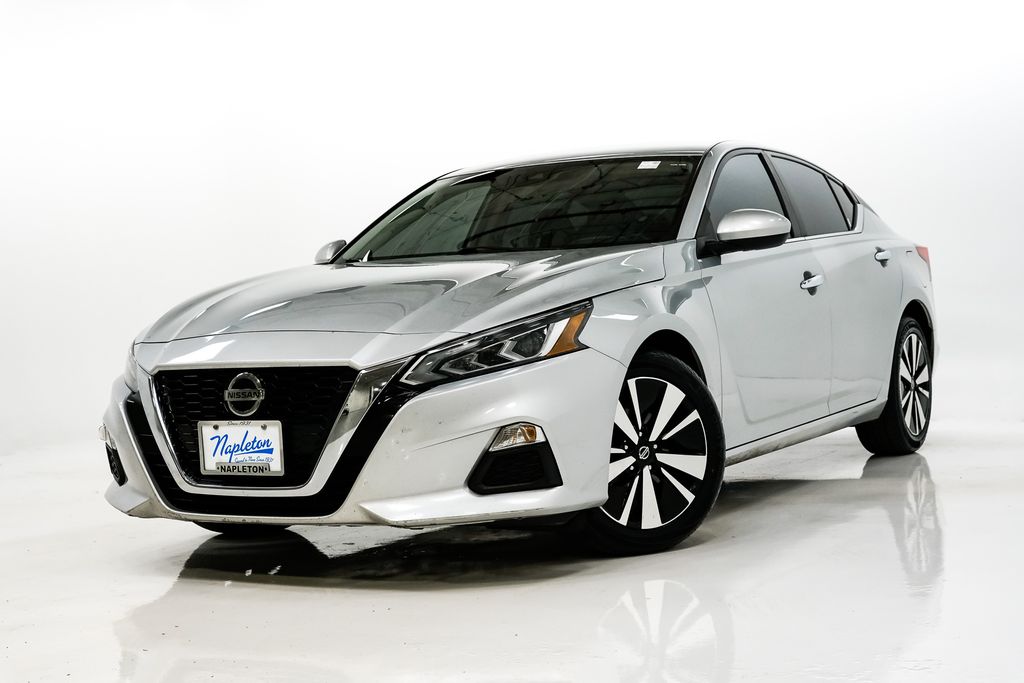 2022 Nissan Altima SV