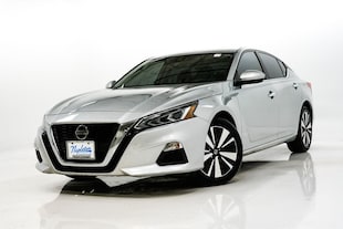 2022 Nissan Altima 2.5 SV Sedan