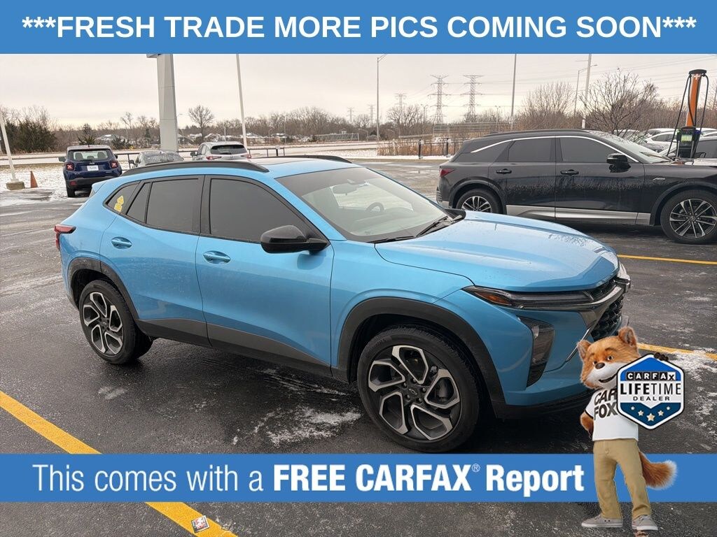 Used 2025 Chevrolet Trax 2RS SUV