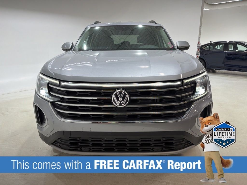 Used 2024 Volkswagen Atlas 2.0T SE w/Technology SUV