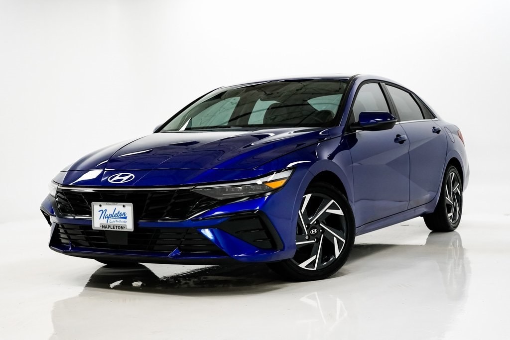 Used 2025 Hyundai Elantra Hybrid Limited Sedan