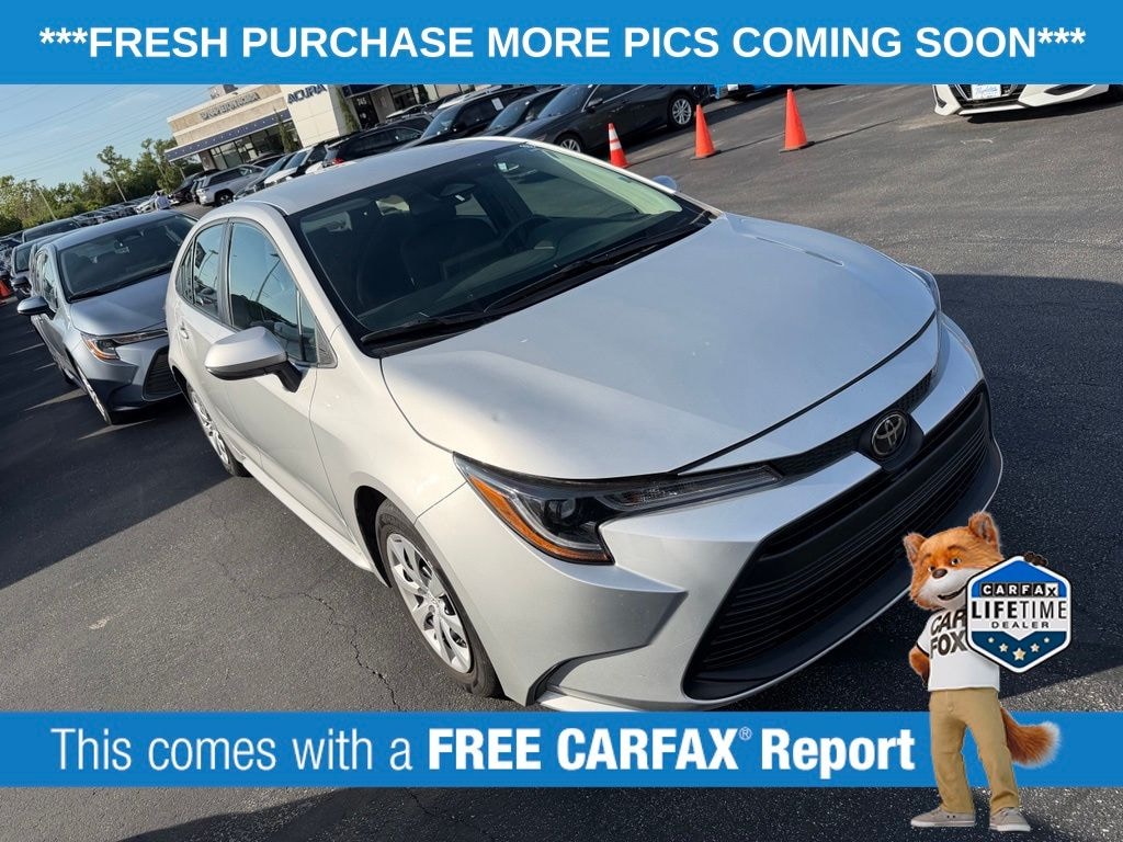 Used 2025 Toyota Corolla LE Sedan