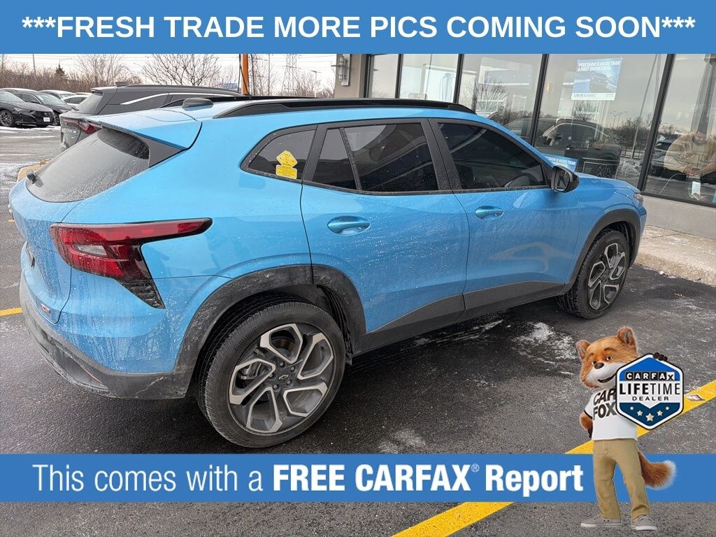 Used 2025 Chevrolet Trax 2RS SUV