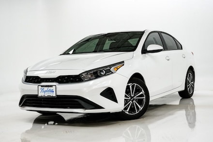 2023 Kia Forte LXS Sedan