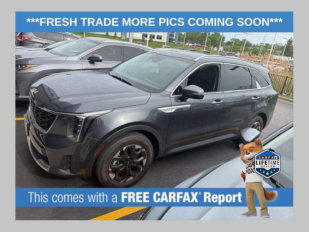 2024 Kia Sorento S AT's photo