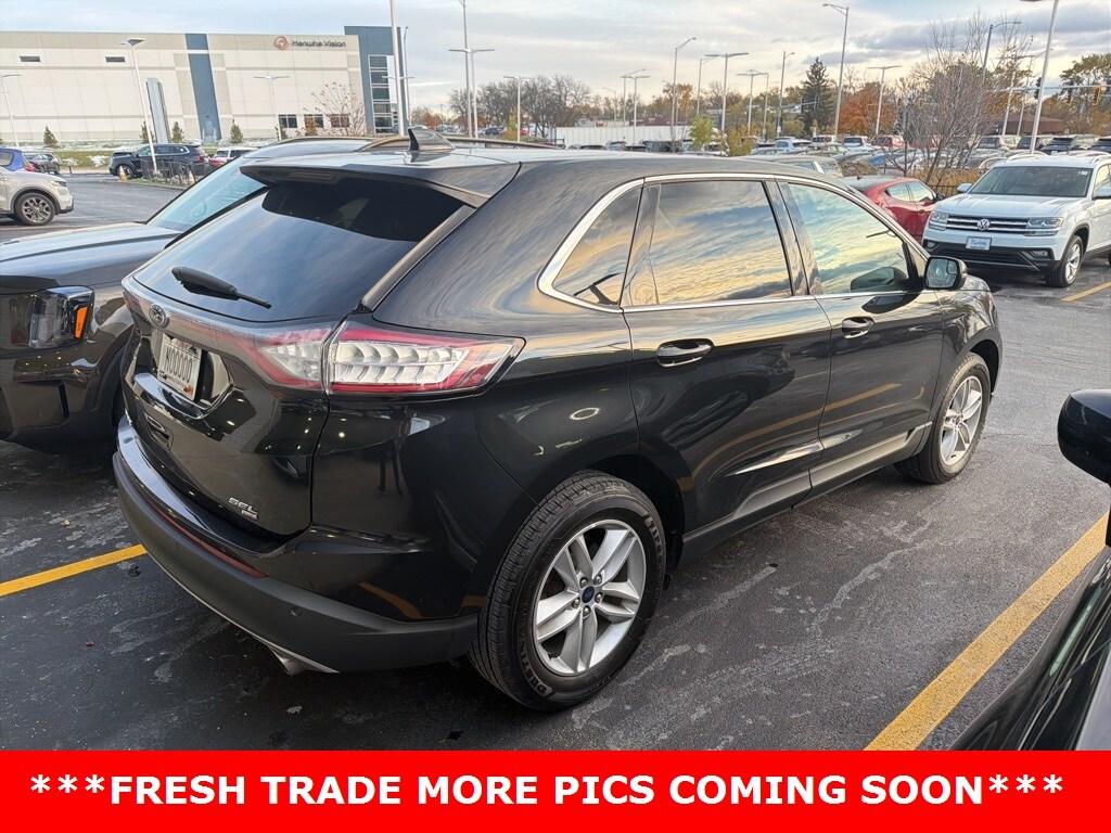2015 Ford Edge SEL photo 2