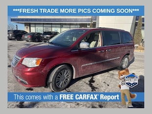 2014 Chrysler Town & Country Touring-L Van