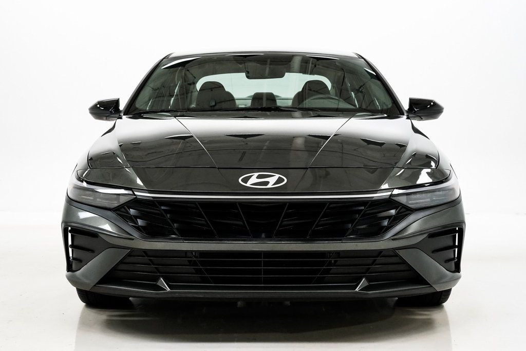 Used 2025 Hyundai Elantra Hybrid SEL Sport Sedan