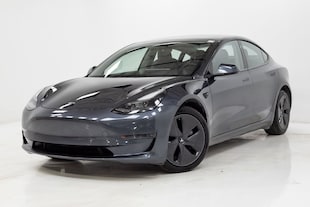 2022 Tesla Model 3 Long Range Sedan