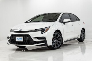 2025 Toyota Corolla Hybrid SE Sedan