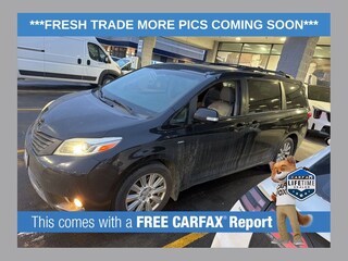 2017 Toyota Sienna Limited Premium Van