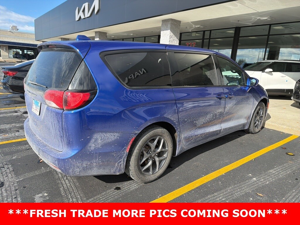 Used 2018 Chrysler Pacifica Touring Plus Van