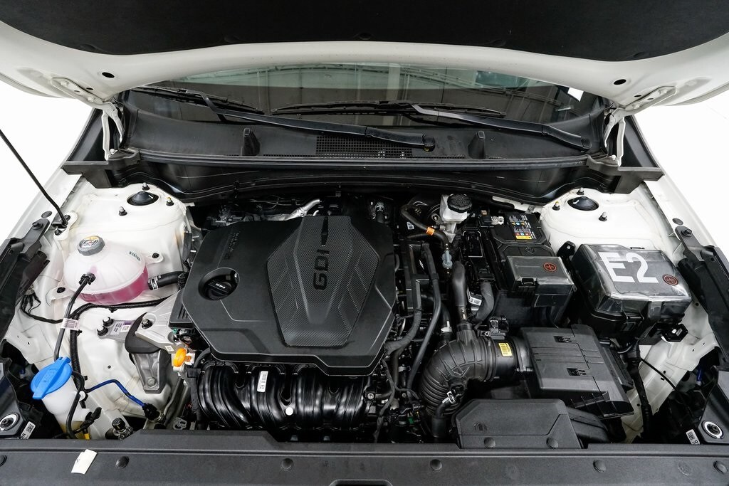 2024 Kia Sportage LX photo 3