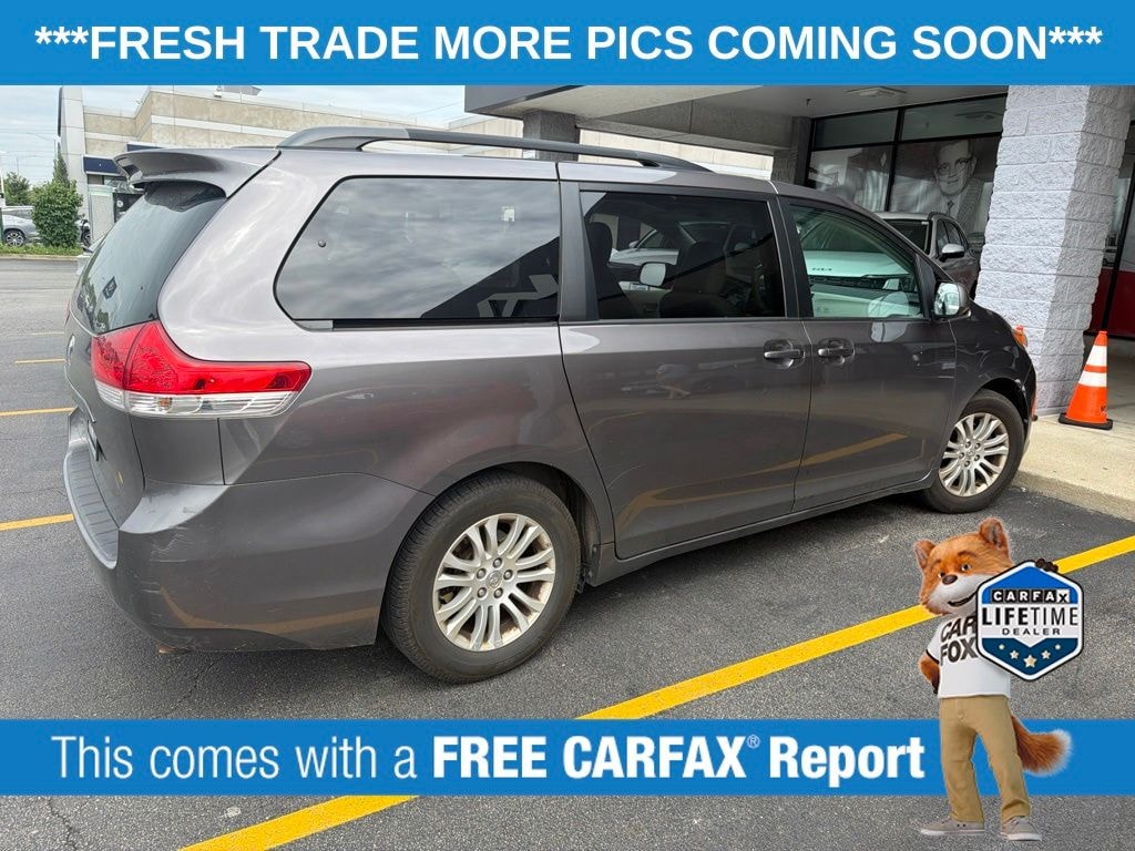 Used 2014 Toyota Sienna XLE Van