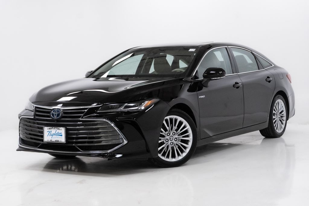 Used 2020 Toyota Avalon Hybrid Limited Sedan