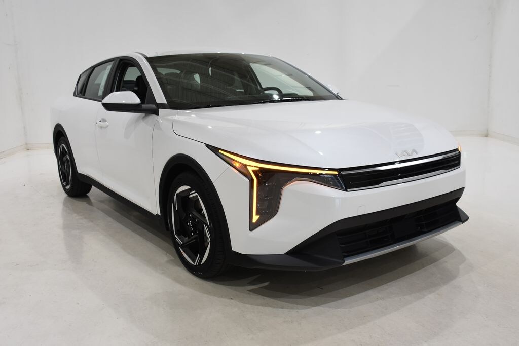 New 2025 Kia K4 EX Sedan