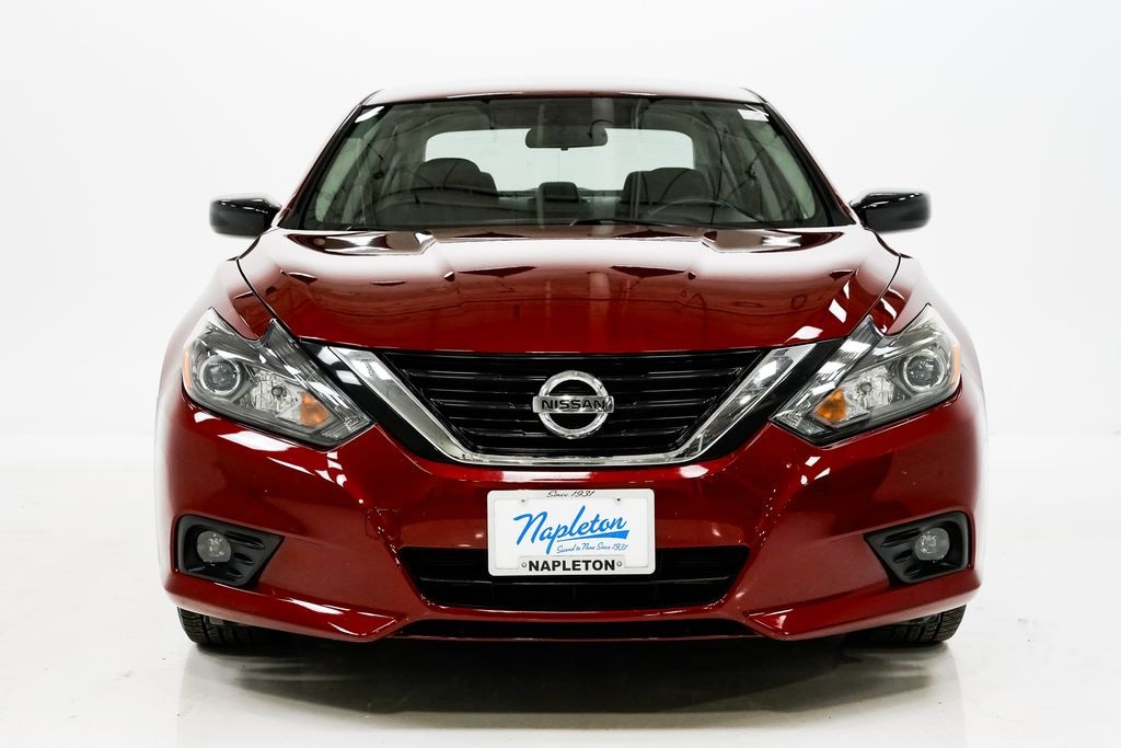 Used 2017 Nissan Altima 2.5 SR Sedan