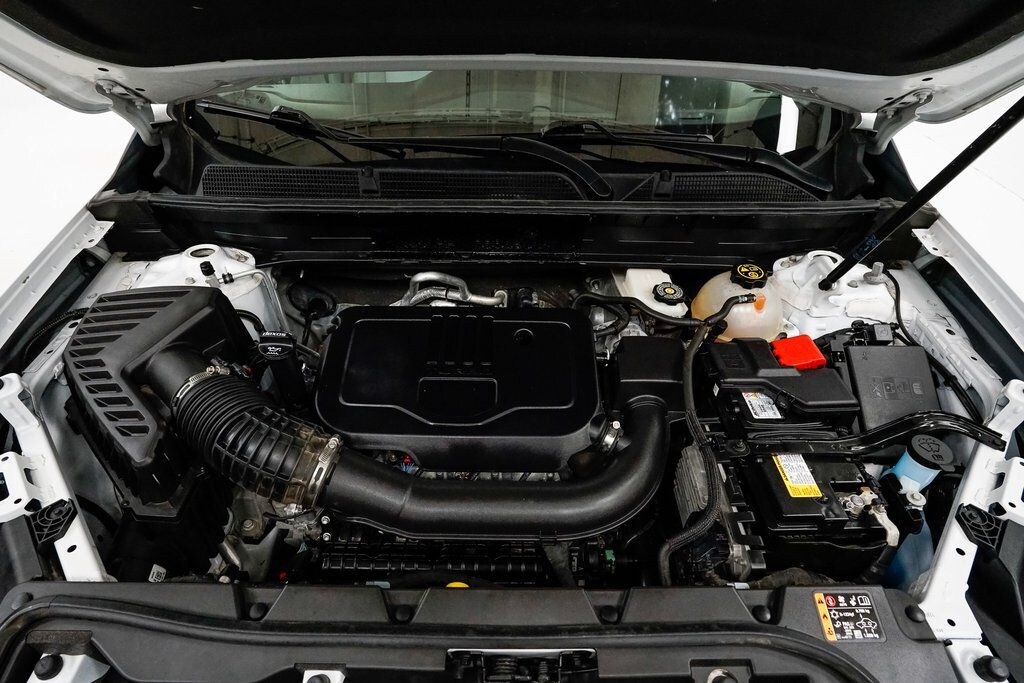 Used 2023 GMC Acadia SLT SUV