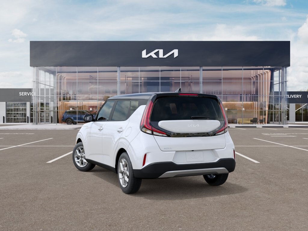 2025 Kia Soul S photo 4