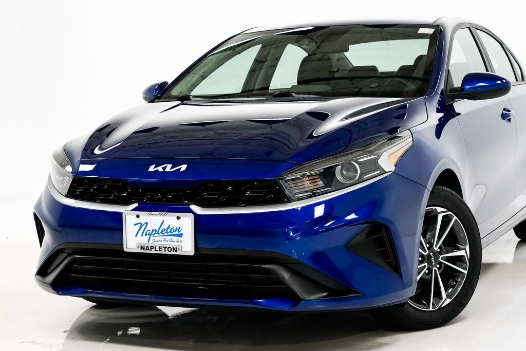 Used 2023 Kia Forte LXS Sedan