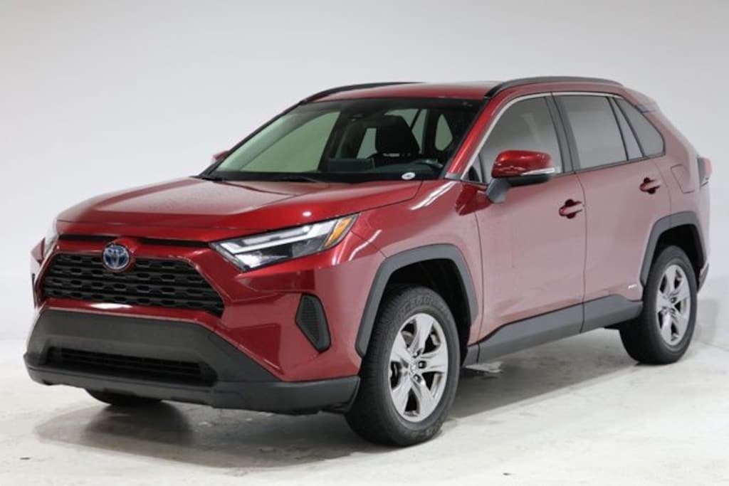 Used 2022 Toyota RAV4 Hybrid XLE SUV