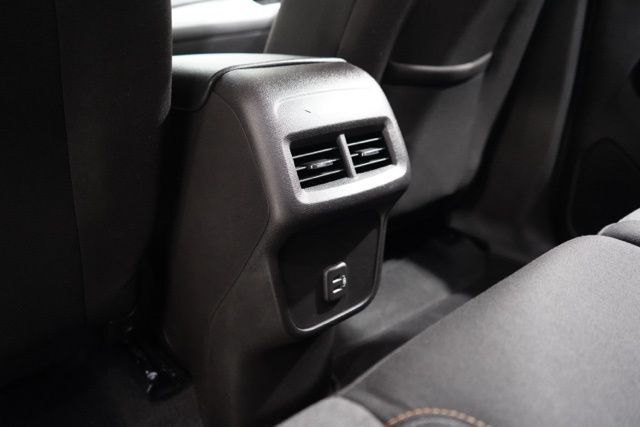 2024 Chevrolet Equinox LT - Photo 31