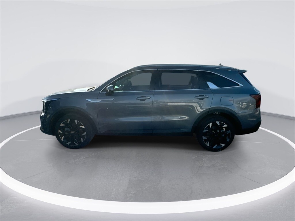 2025 Kia Sorento SX photo 3