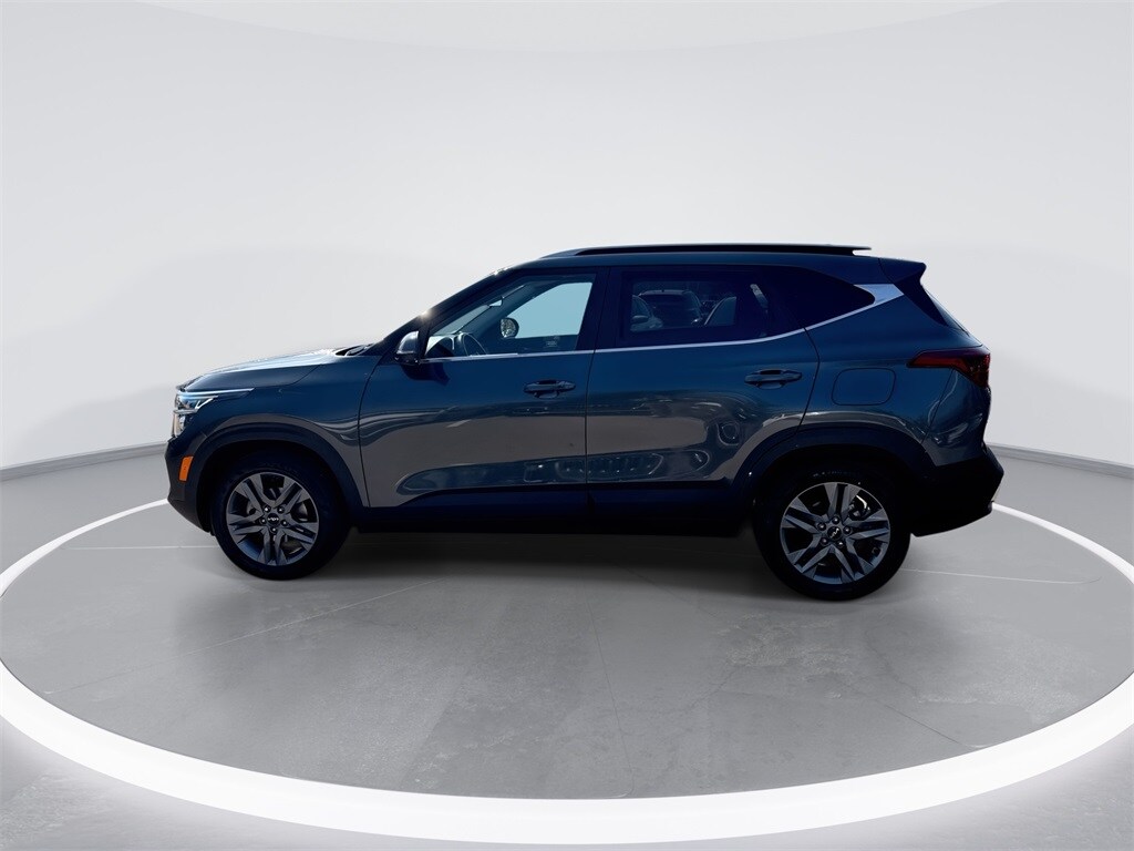 2023 Kia Seltos S photo 4