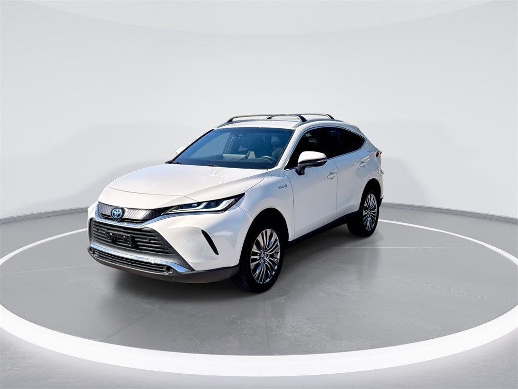2021 Toyota Venza XLE photo 2