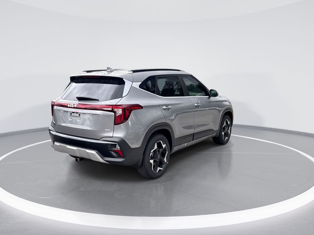 2025 Kia Seltos EX - Photo 7