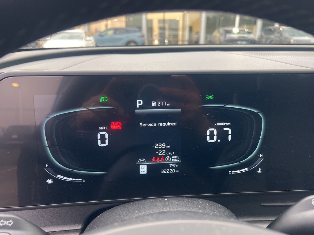2023 Kia Sportage X-Line photo 2