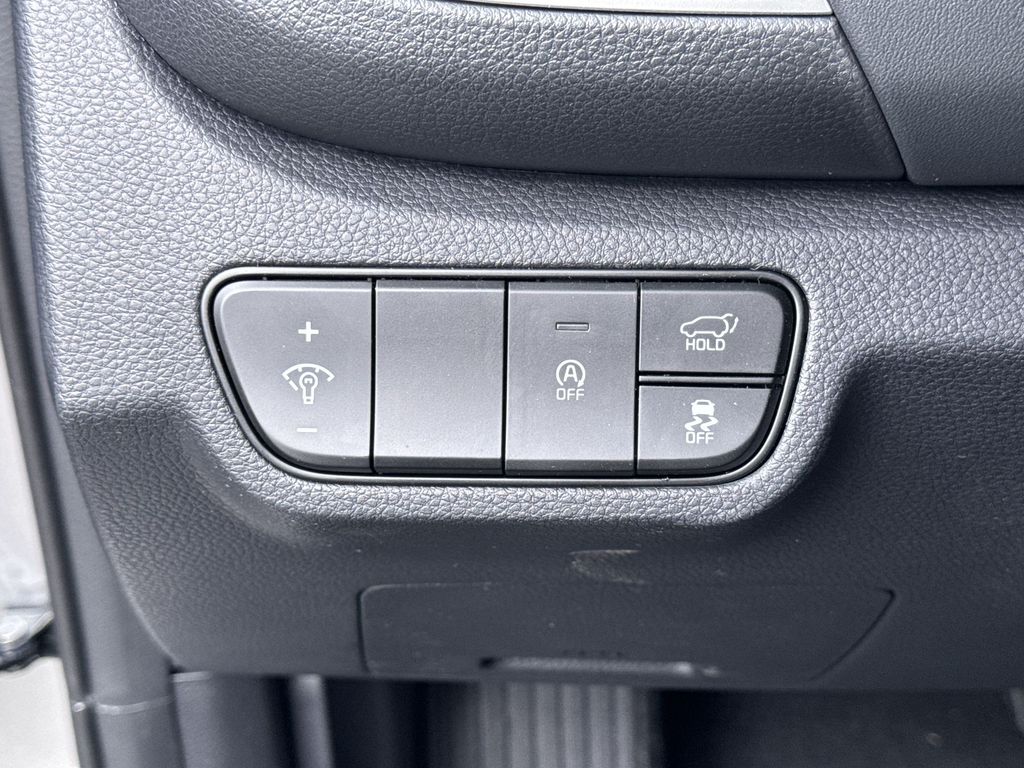 2025 Kia Seltos EX - Photo 15
