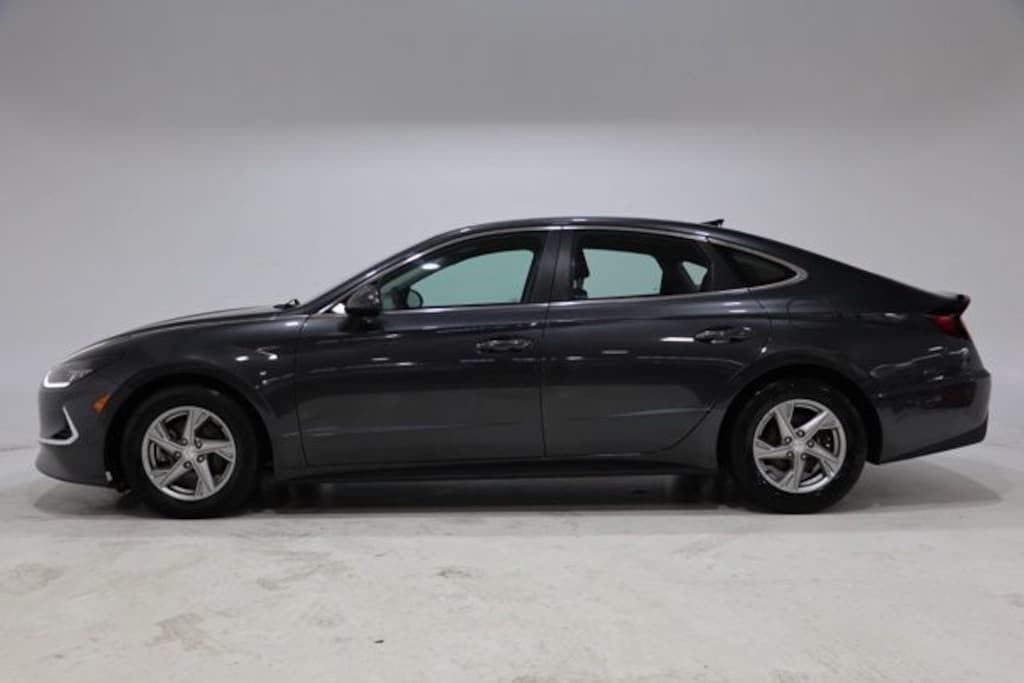 Used 2021 Hyundai Sonata SE Sedan
