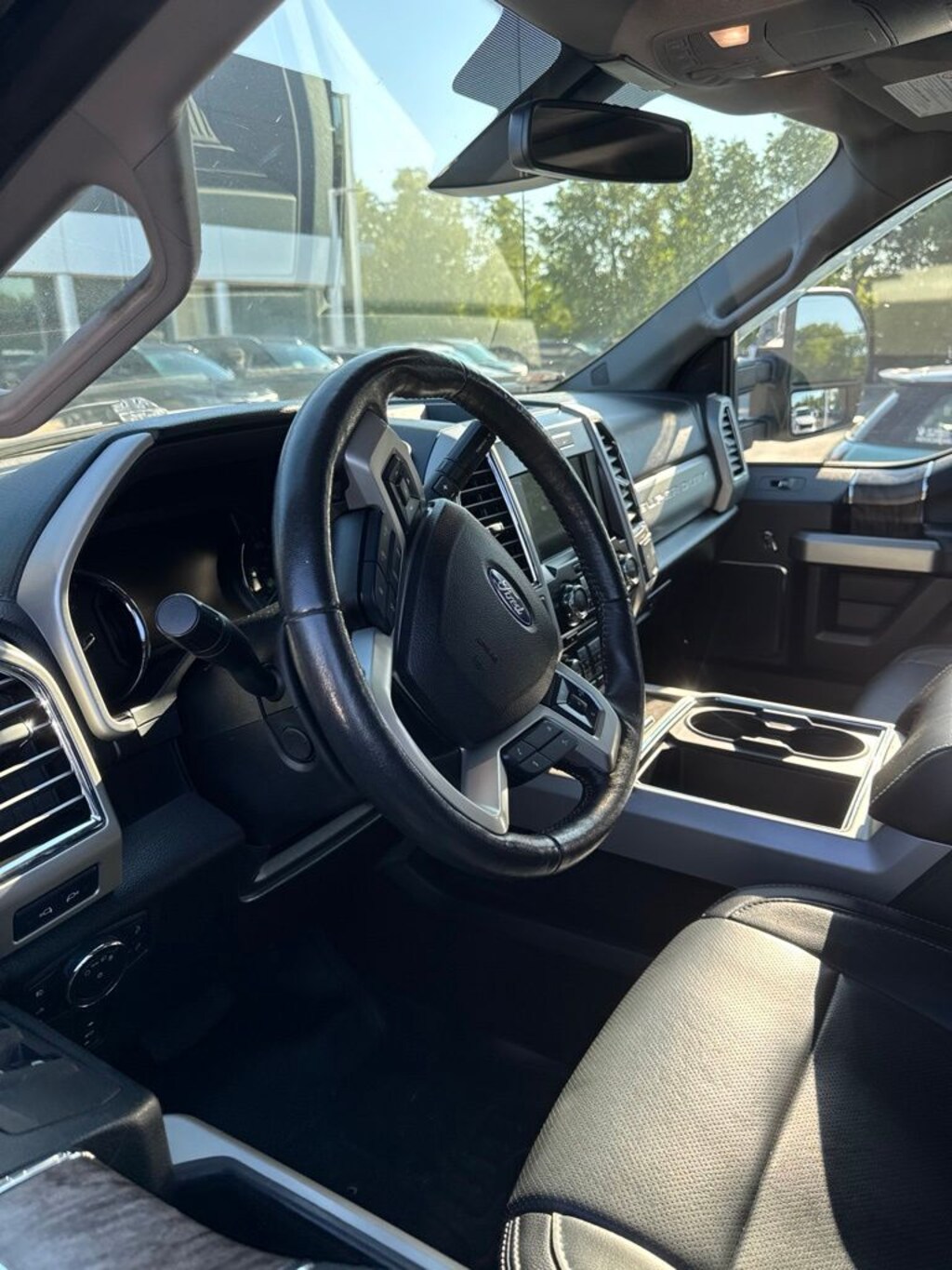 Used 2017 Ford F-250SD Lariat Truck