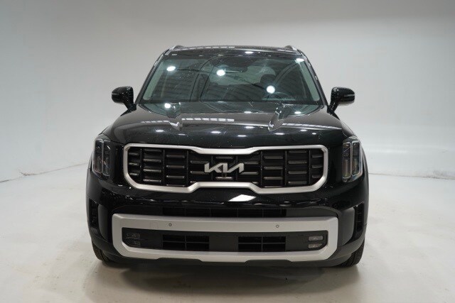 2024 Kia Telluride SX photo 2