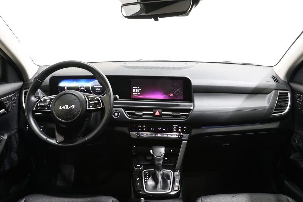 2025 Kia Seltos EX - Photo 15