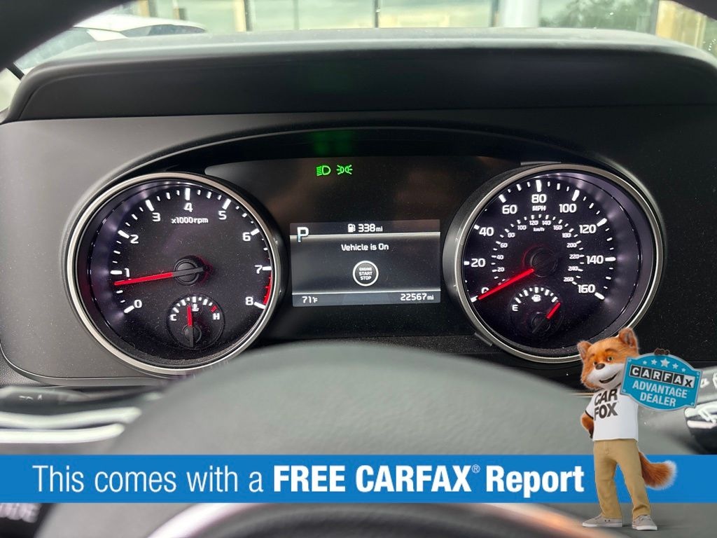 Used 2024 Kia Carnival LX Minivan/Van