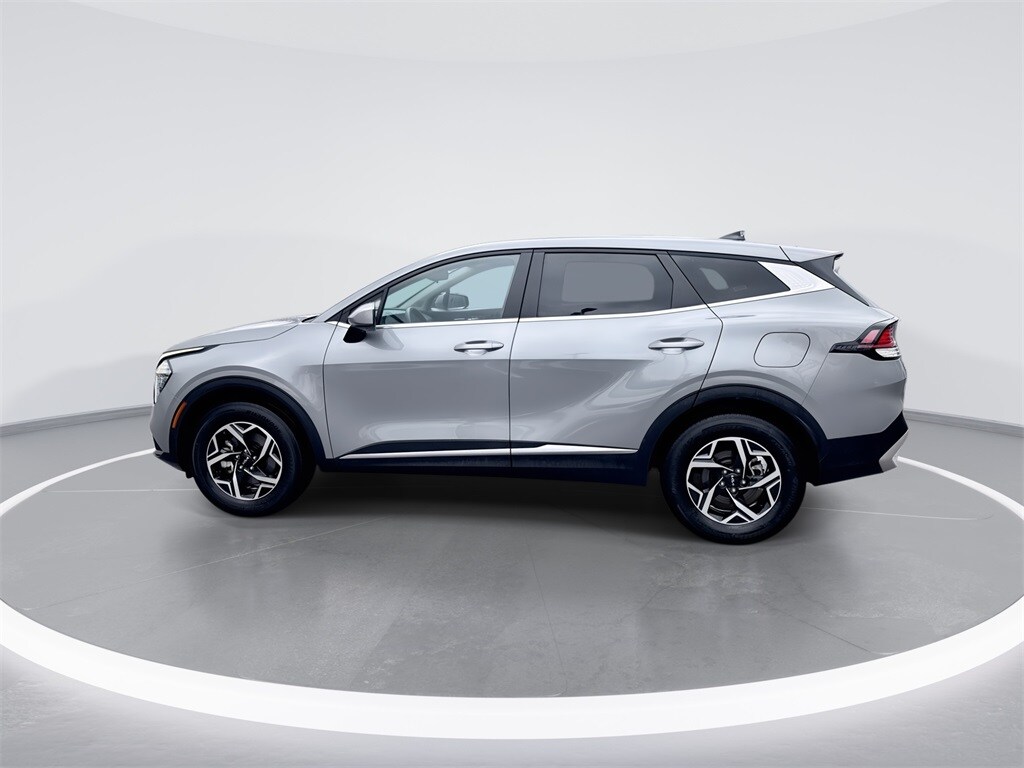 2024 Kia Sportage LX photo 4