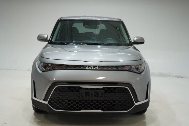 2024 Kia Soul LX S photo 2