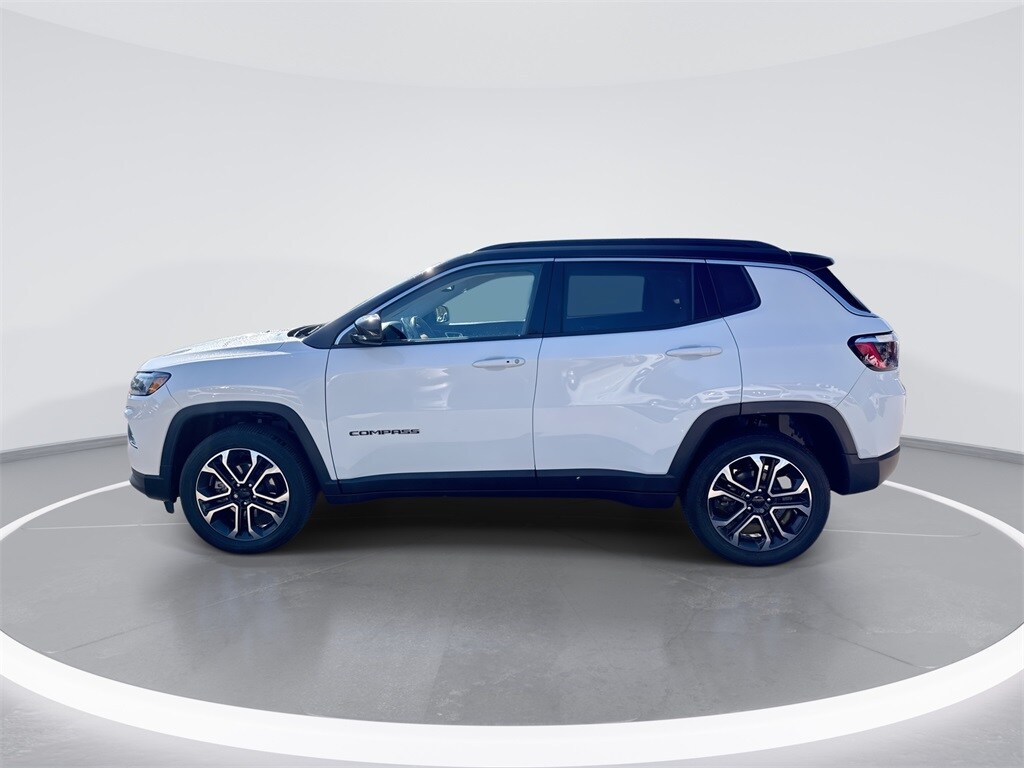 2022 Jeep Compass Limited photo 3