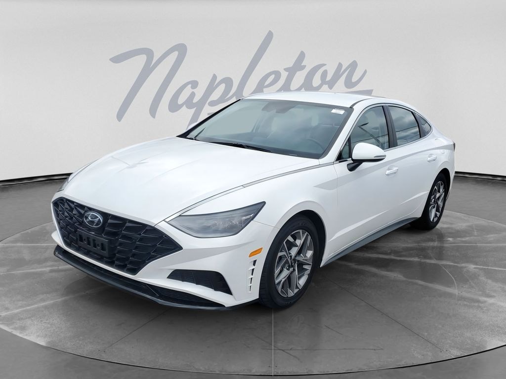 Used 2023 Hyundai Sonata SEL Sedan