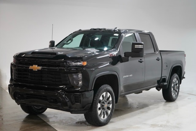 2024 Chevrolet Silverado 2500HD Custom's photo