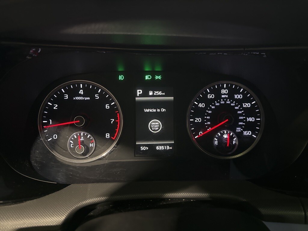 2022 Kia K5 GT-Line photo 3