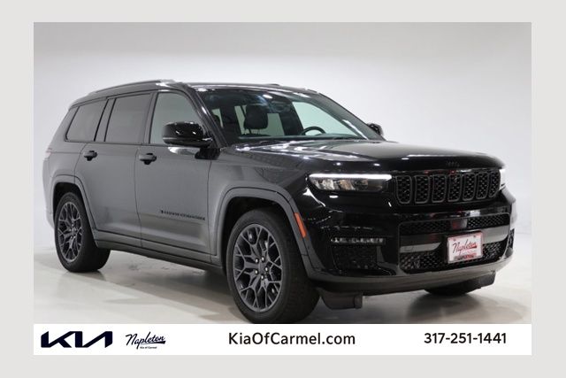 2023 Jeep Grand Cherokee L Summit Reserve 4x4's photo