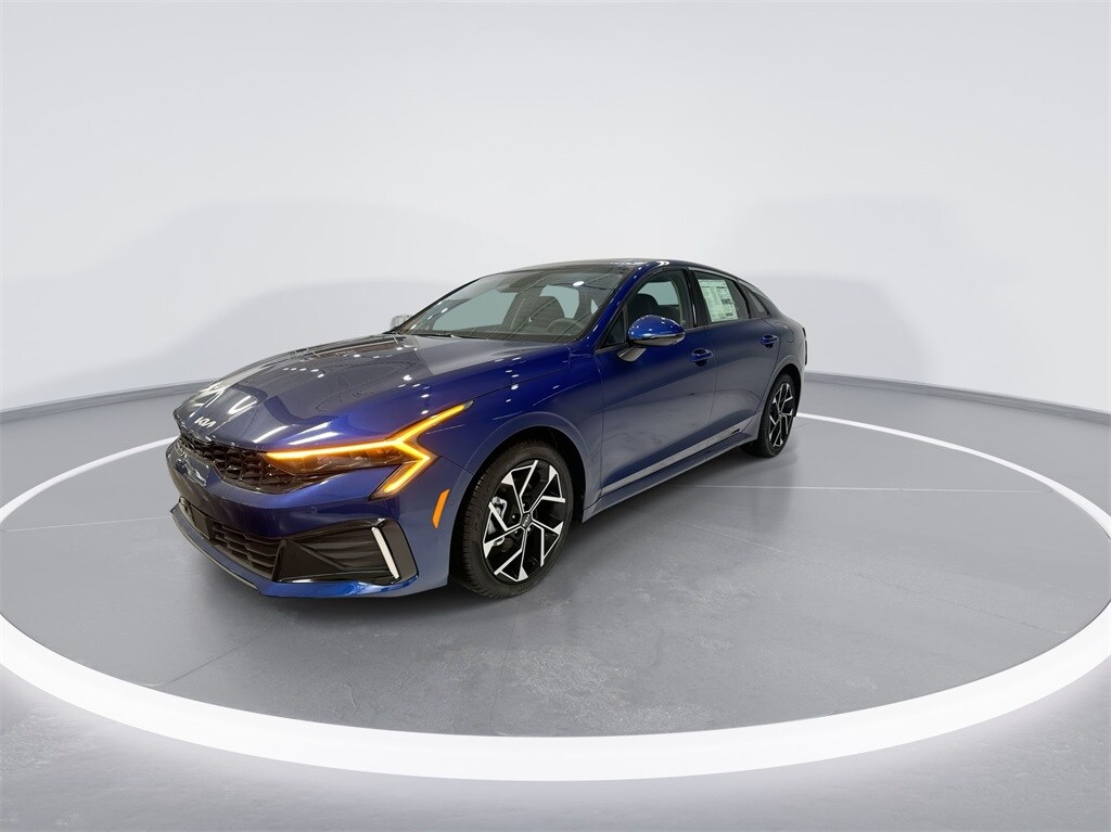 2025 Kia K5 EX photo 3