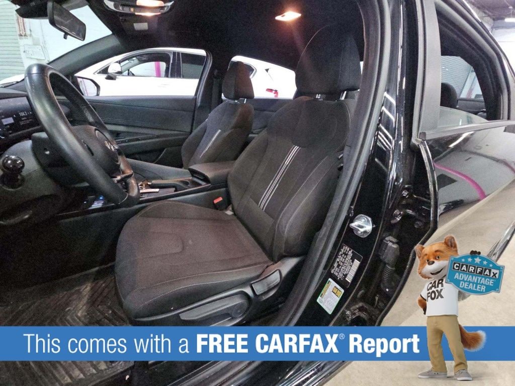 Used 2025 Hyundai Elantra SEL Sport Sedan