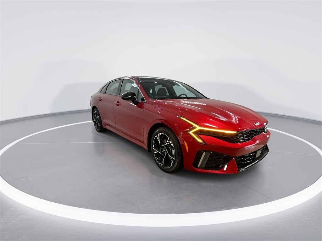 2025 Kia K5 GT-Line photo 2