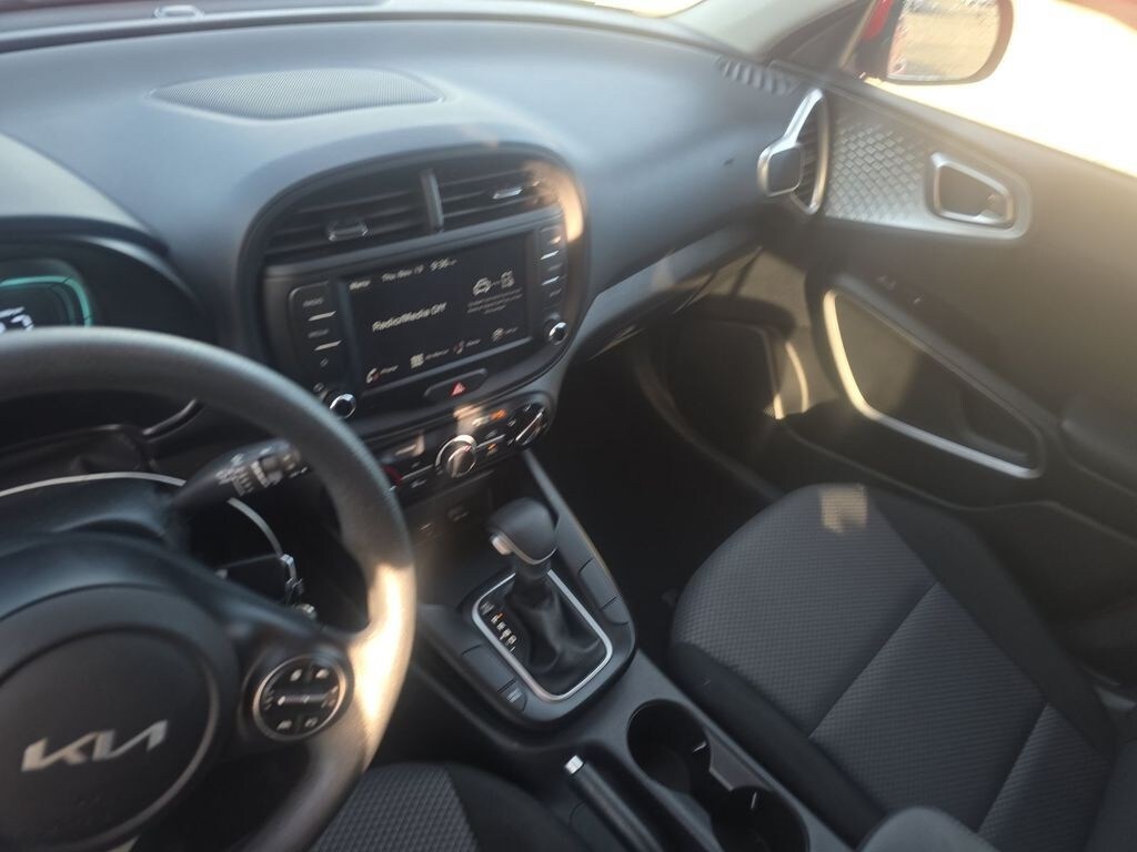 Used 2024 Kia Soul LX Hatchback