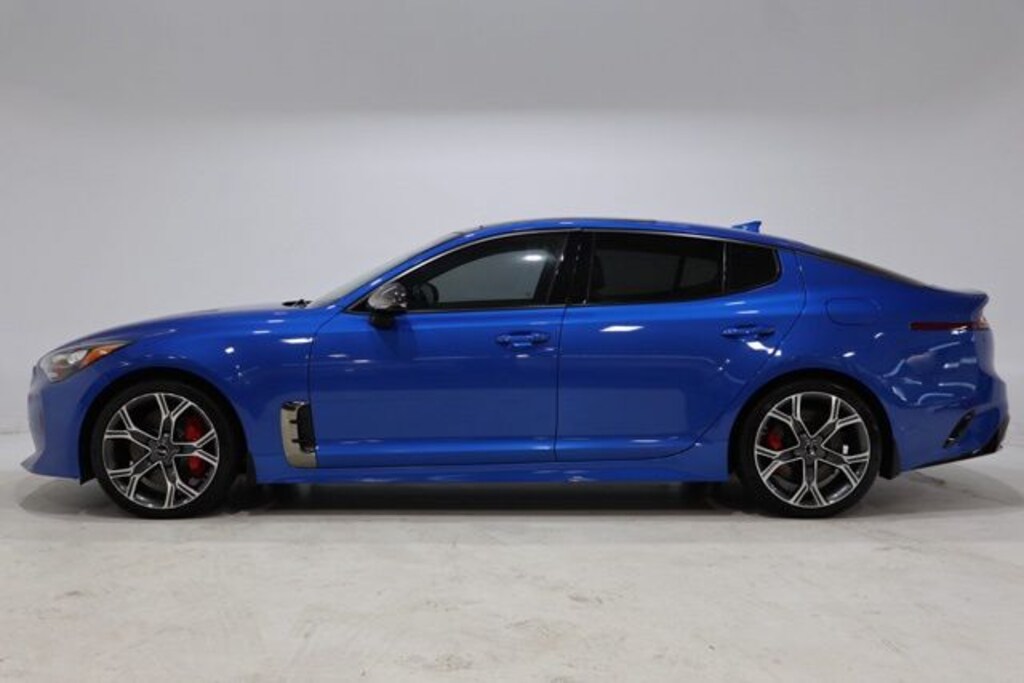 Used 2018 Kia Stinger GT2 Sedan