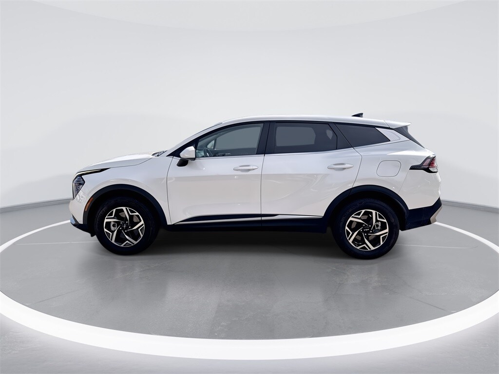 2024 Kia Sportage LX photo 4